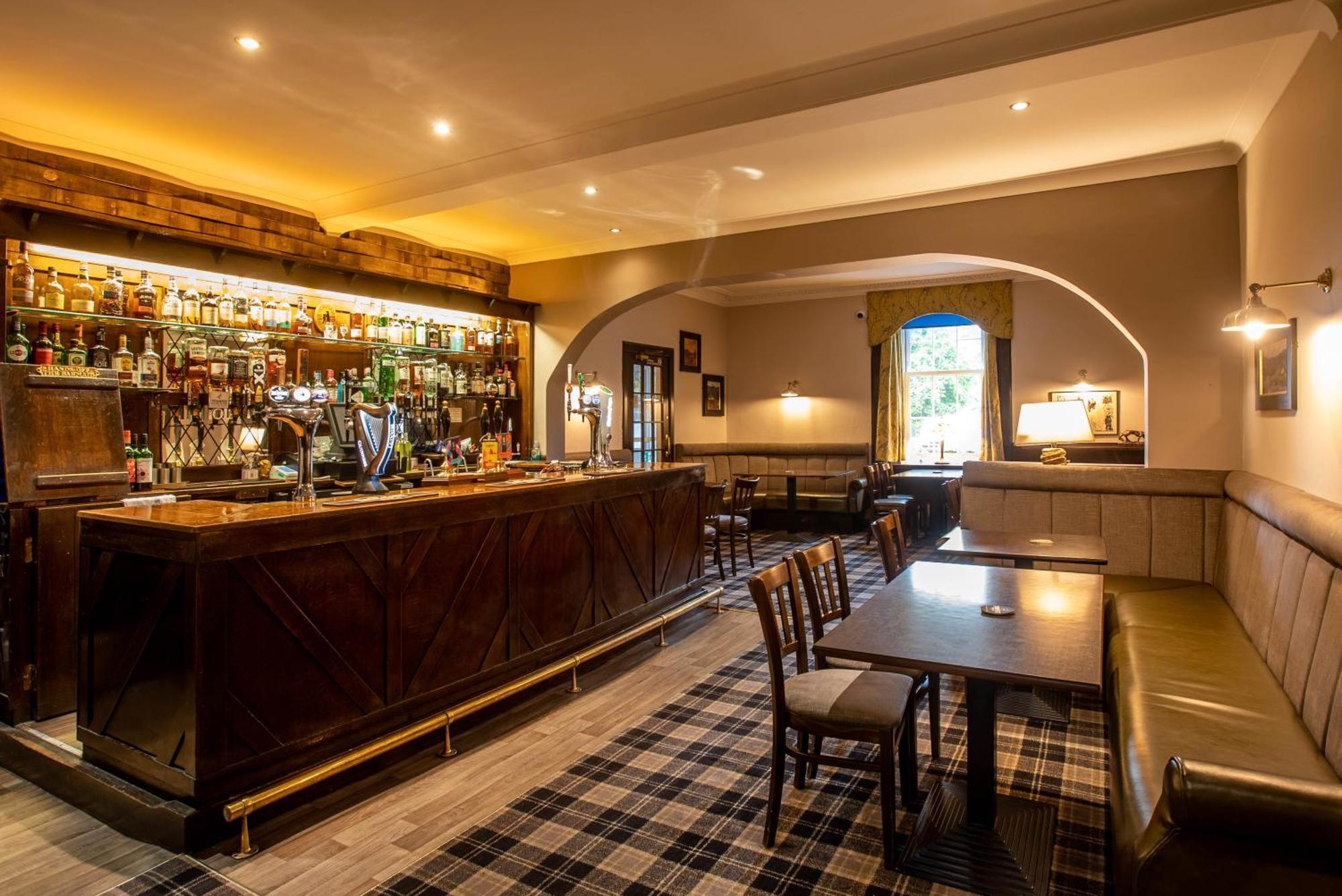 Traquair Arms Hotel Иннерлитен Экстерьер фото