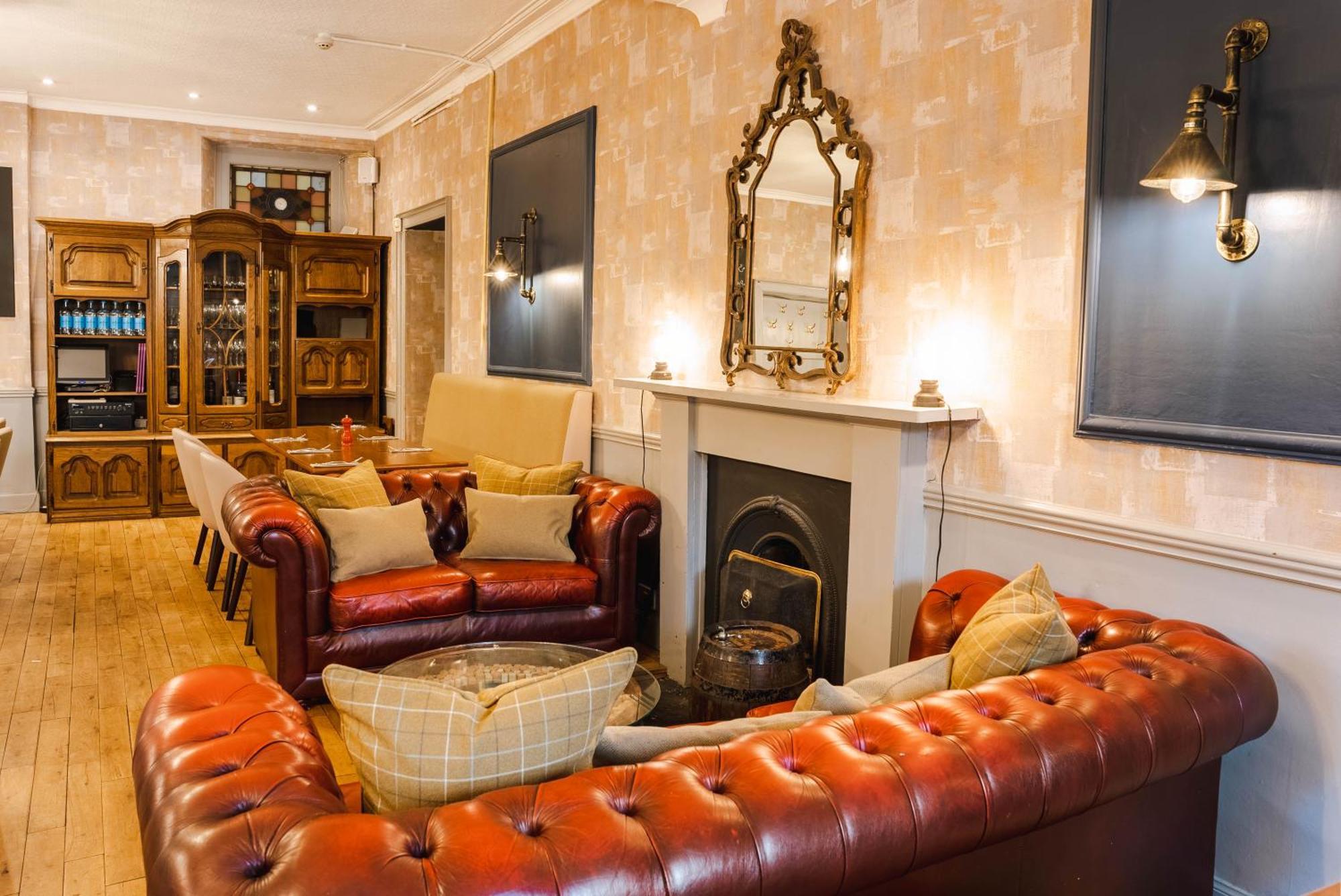 Traquair Arms Hotel Иннерлитен Экстерьер фото