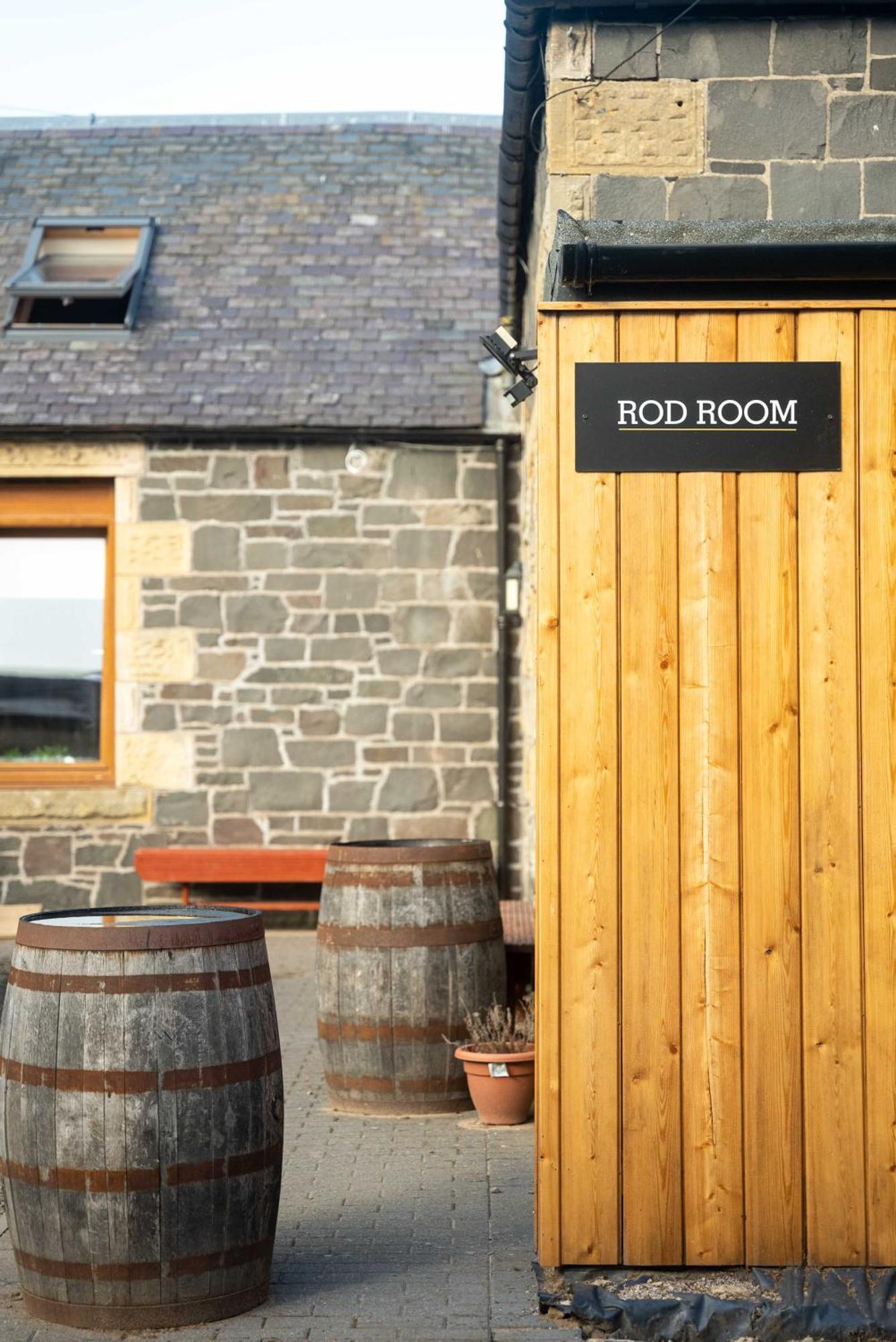 Traquair Arms Hotel Иннерлитен Экстерьер фото