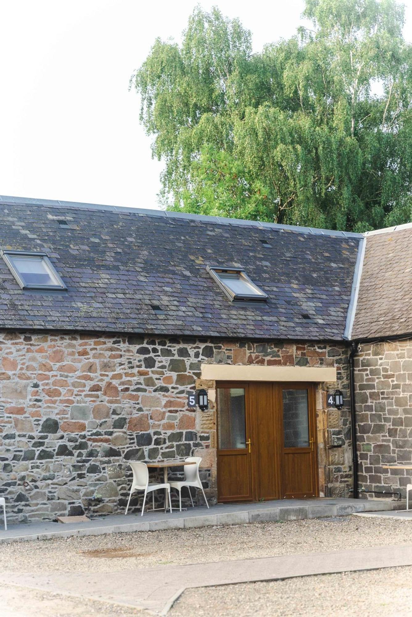 Traquair Arms Hotel Иннерлитен Экстерьер фото