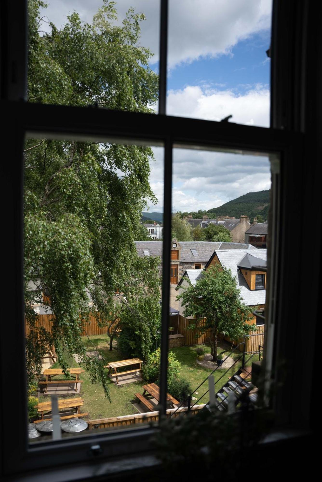 Traquair Arms Hotel Иннерлитен Экстерьер фото